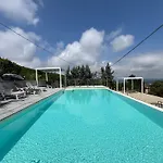 Relais Portaluna Delle Langhe, Private Estate With Pool, 7 Bedrooms, Sleeps 18, Vineyard Views ヴィラ Mango