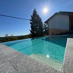 Relais Portaluna Delle Langhe, Private Estate With Pool, 7 Bedrooms, Sleeps 18, Vineyard Views * Mango