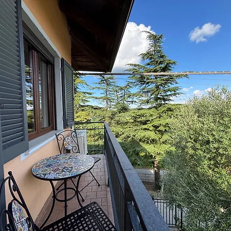 Villa Relais Portaluna Delle Langhe, Private Estate With Pool, 7 Bedrooms, Sleeps 18, Vineyard Views *
