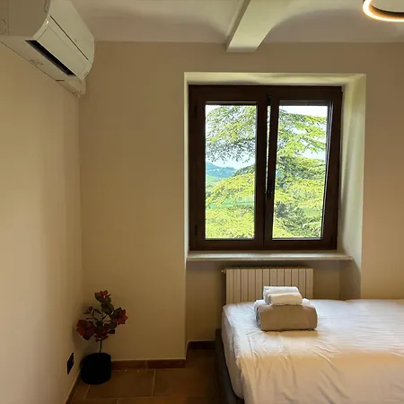 Relais Portaluna Delle Langhe, Private Estate With Pool, 7 Bedrooms, Sleeps 18, Vineyard Views Villa Mango