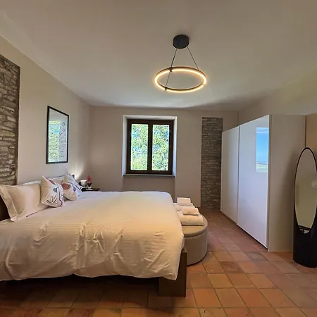 Relais Portaluna Delle Langhe, Private Estate With Pool, 7 Bedrooms, Sleeps 18, Vineyard Views Villa Mango