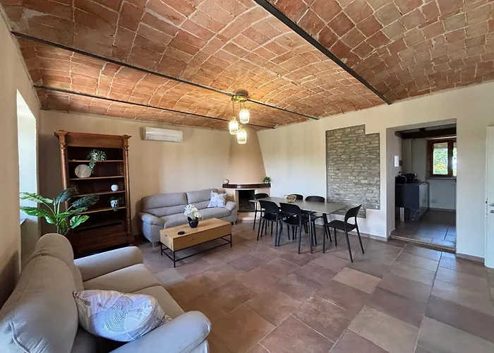 Relais Portaluna Delle Langhe, Private Estate With Pool, 7 Bedrooms, Sleeps 18, Vineyard Views